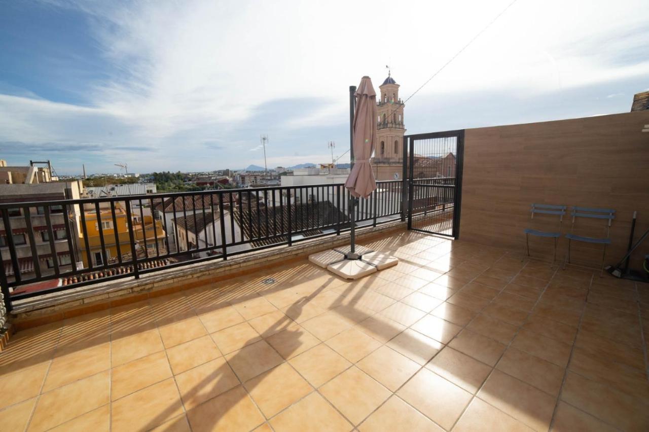 Atico Centro Gandia Apartment ภายนอก รูปภาพ